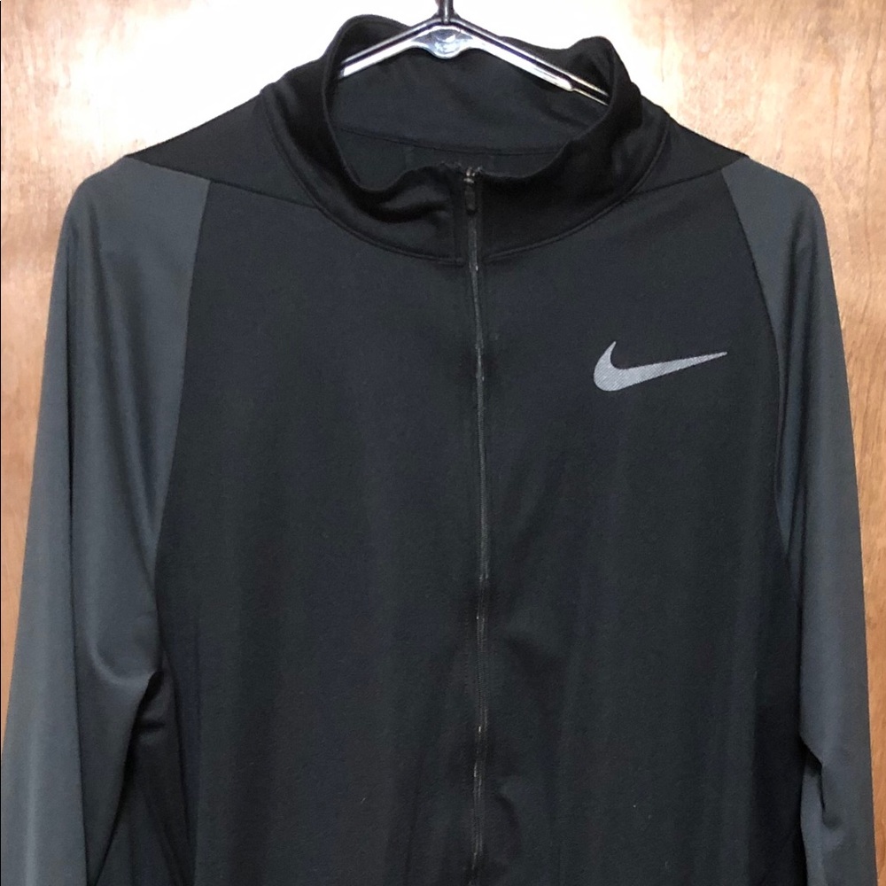 Nike Dri-Fit Pullover